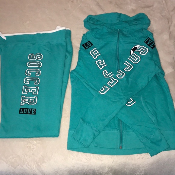 Justice Soccer sweat suit - Picture 1 of 5